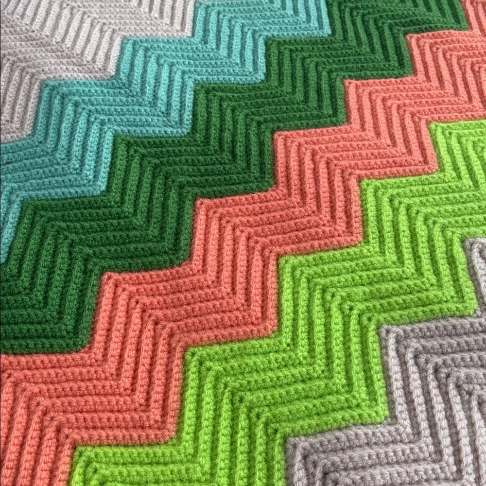 Handmade Crocheted Wool Chevron Afghan Blanket Throw